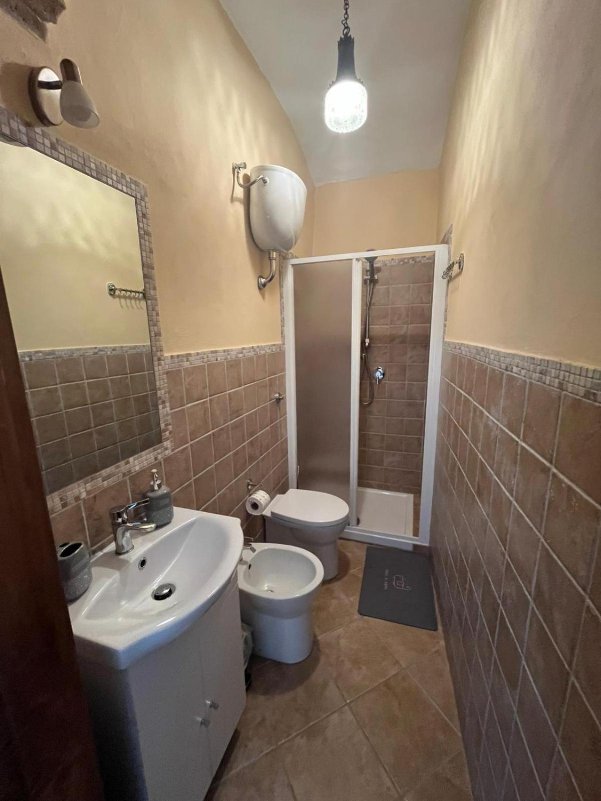 La Torre Della Piramide Hotell Pitigliano Eksteriør bilde
